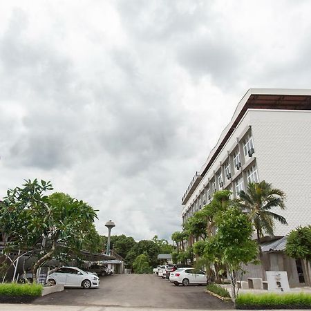 At The Train Chiang Mai Hotel Exterior foto